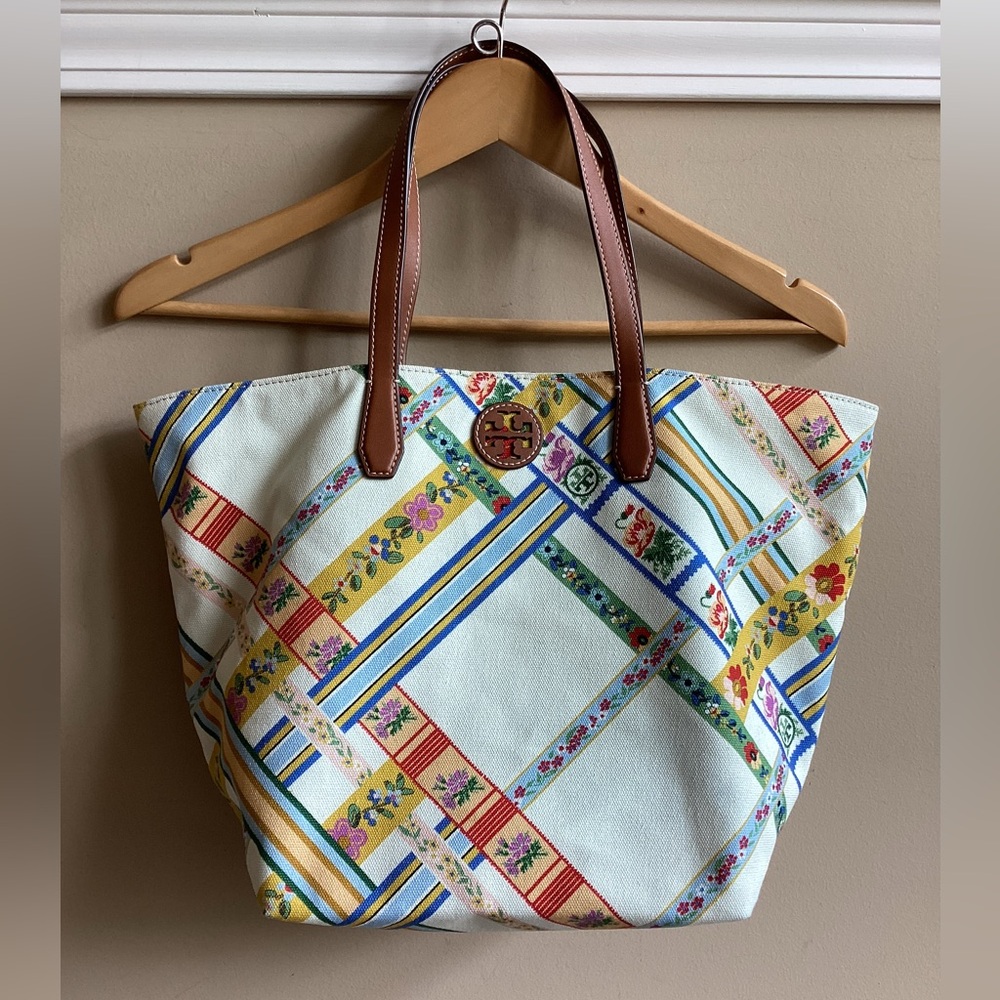 Tory Burch Key Item Canvas Tote in Ribbon Weave Bias Allover